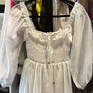 Size small hello molly long sleeve white dress only worn once